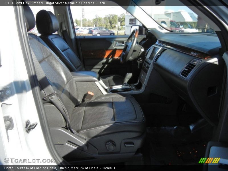 Ingot Silver Metallic / Charcoal Black 2011 Ford Flex Limited