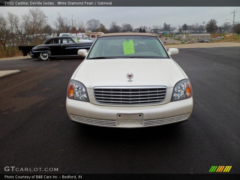 White Diamond Pearl / Oatmeal 2002 Cadillac DeVille Sedan