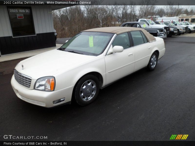 White Diamond Pearl / Oatmeal 2002 Cadillac DeVille Sedan