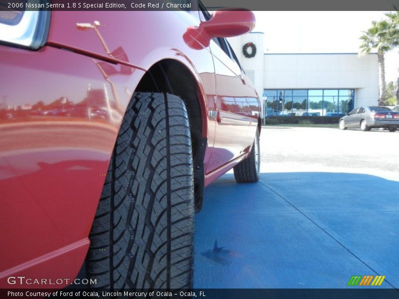 Code Red / Charcoal 2006 Nissan Sentra 1.8 S Special Edition