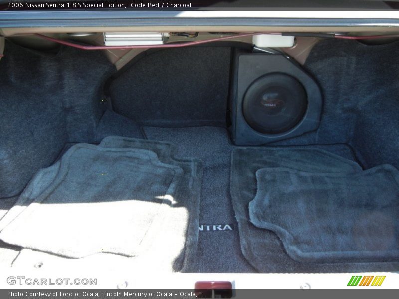 Code Red / Charcoal 2006 Nissan Sentra 1.8 S Special Edition