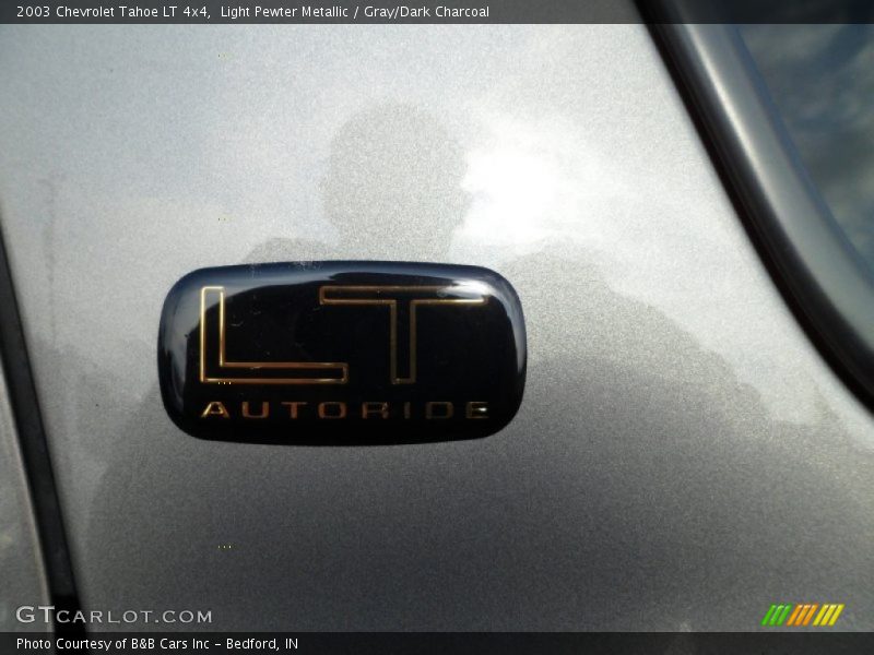 Light Pewter Metallic / Gray/Dark Charcoal 2003 Chevrolet Tahoe LT 4x4