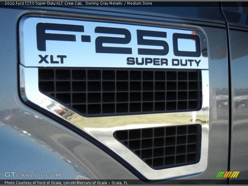  2010 F250 Super Duty XLT Crew Cab Logo