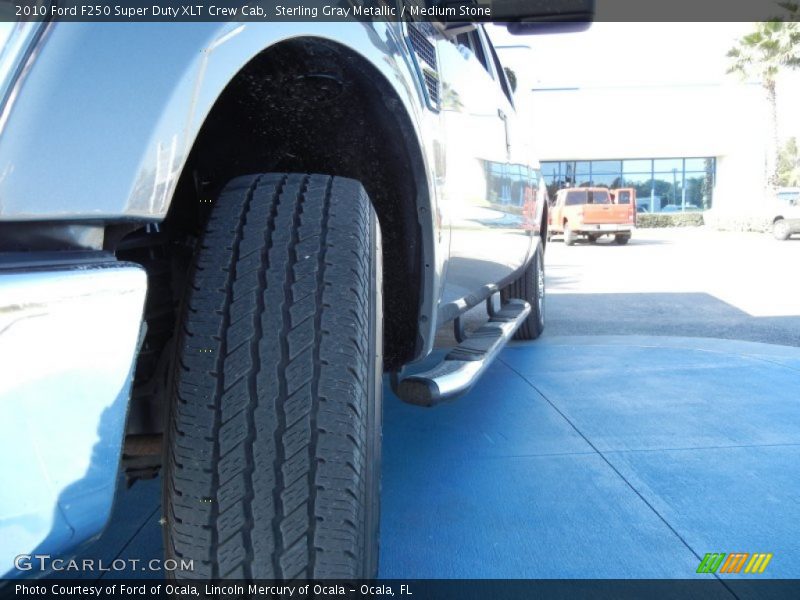 Sterling Gray Metallic / Medium Stone 2010 Ford F250 Super Duty XLT Crew Cab