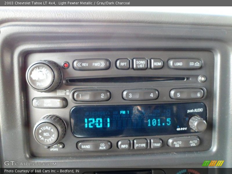 Light Pewter Metallic / Gray/Dark Charcoal 2003 Chevrolet Tahoe LT 4x4