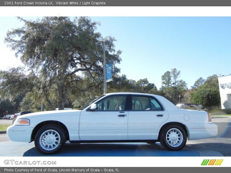 Vibrant White / Light Graphite 2001 Ford Crown Victoria LX