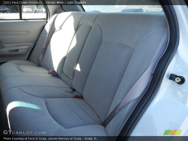 Vibrant White / Light Graphite 2001 Ford Crown Victoria LX