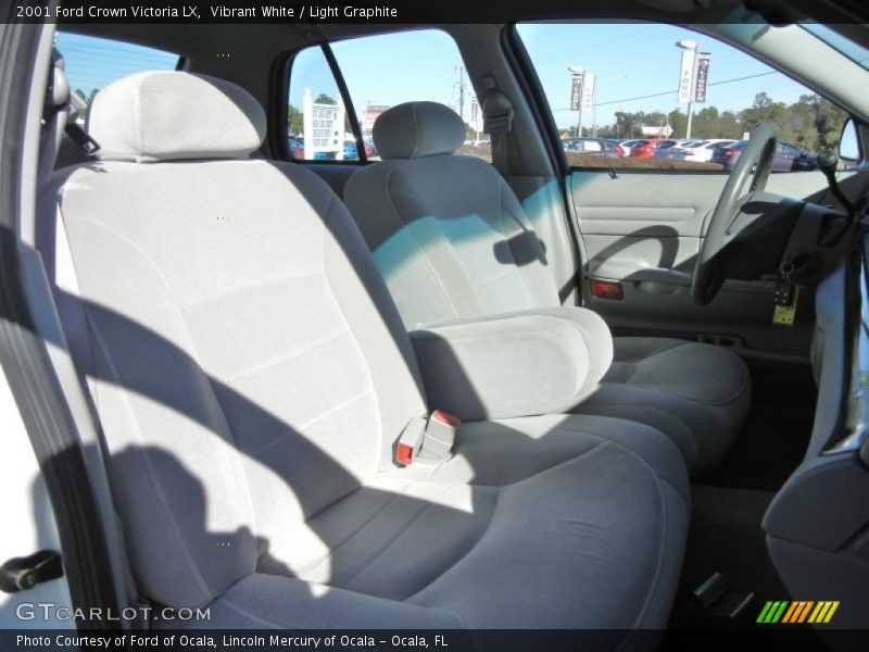 Vibrant White / Light Graphite 2001 Ford Crown Victoria LX