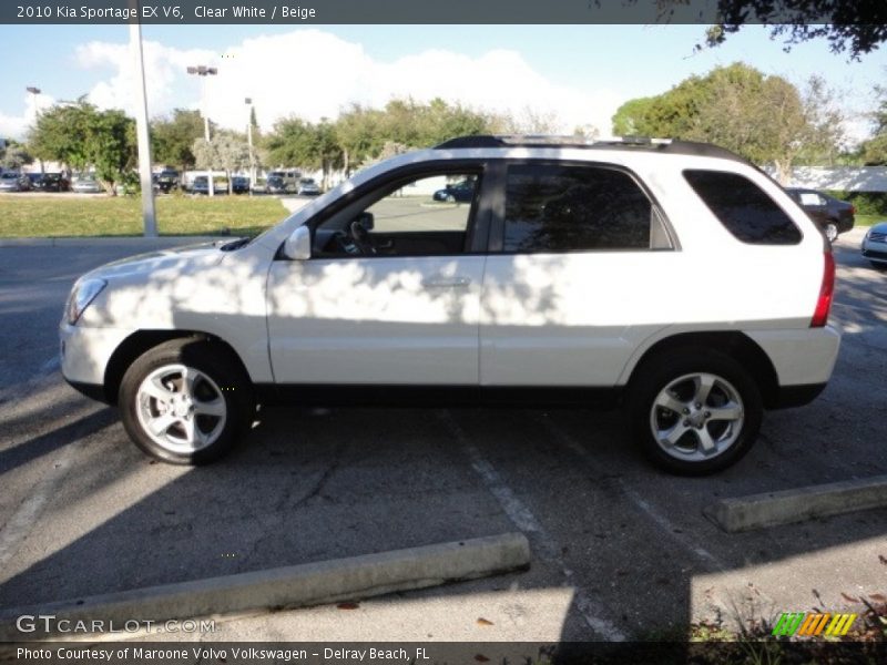 Clear White / Beige 2010 Kia Sportage EX V6