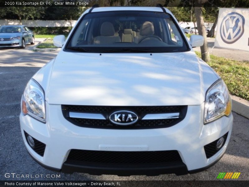 Clear White / Beige 2010 Kia Sportage EX V6