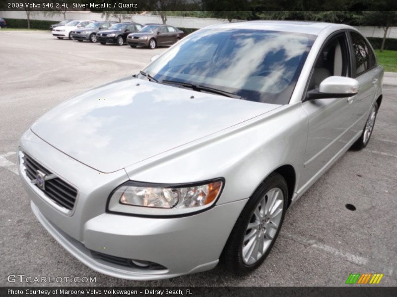 Silver Metallic / Quartz 2009 Volvo S40 2.4i