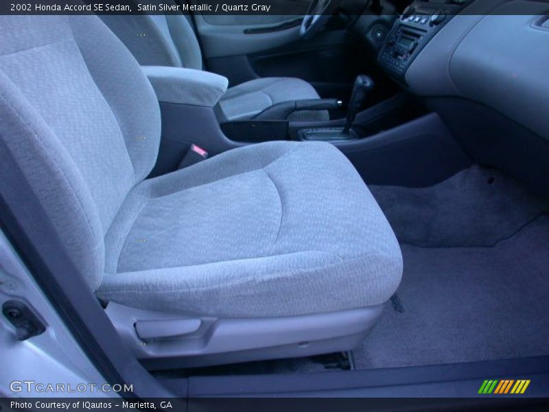 Satin Silver Metallic / Quartz Gray 2002 Honda Accord SE Sedan