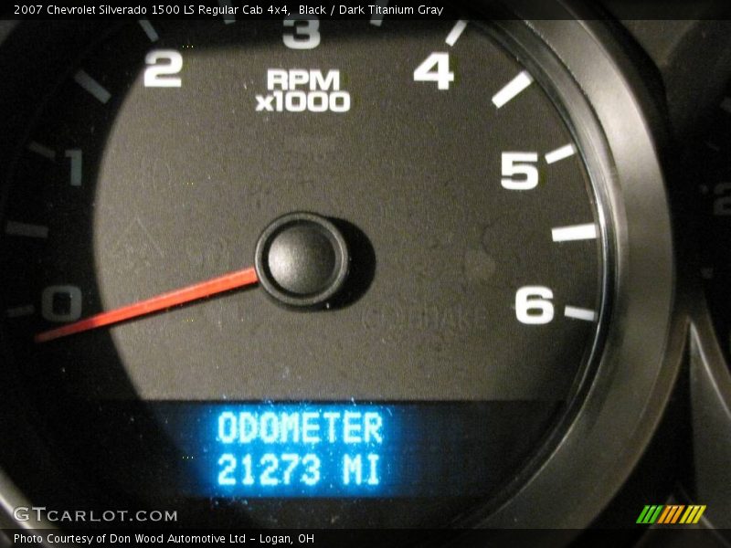 Black / Dark Titanium Gray 2007 Chevrolet Silverado 1500 LS Regular Cab 4x4