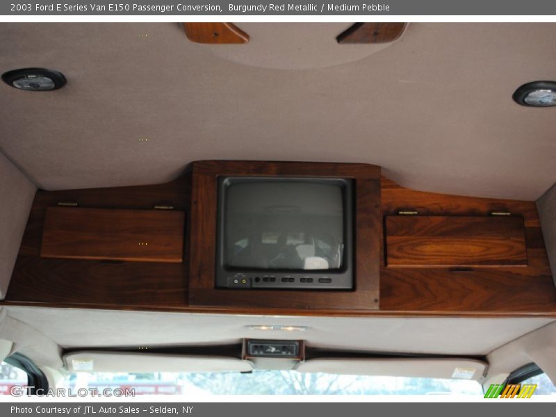 Burgundy Red Metallic / Medium Pebble 2003 Ford E Series Van E150 Passenger Conversion