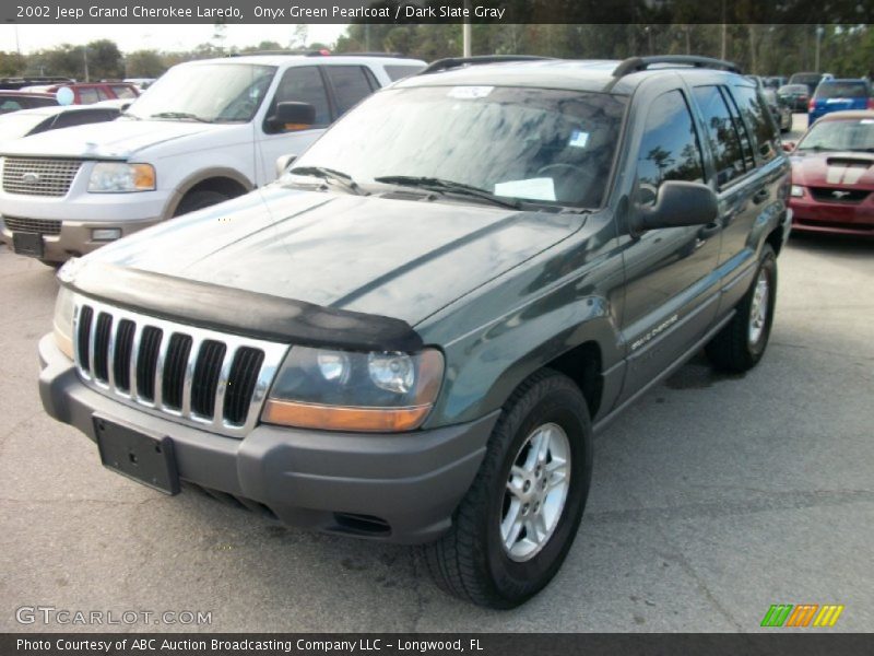 Onyx Green Pearlcoat / Dark Slate Gray 2002 Jeep Grand Cherokee Laredo