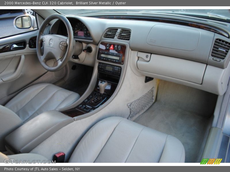 Brilliant Silver Metallic / Oyster 2000 Mercedes-Benz CLK 320 Cabriolet