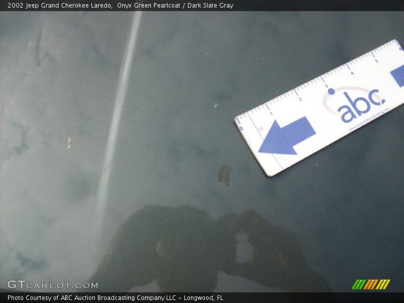 Onyx Green Pearlcoat / Dark Slate Gray 2002 Jeep Grand Cherokee Laredo