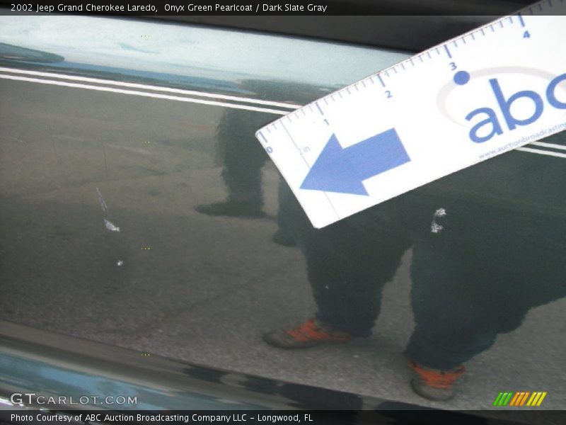 Onyx Green Pearlcoat / Dark Slate Gray 2002 Jeep Grand Cherokee Laredo
