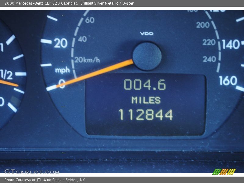 Brilliant Silver Metallic / Oyster 2000 Mercedes-Benz CLK 320 Cabriolet
