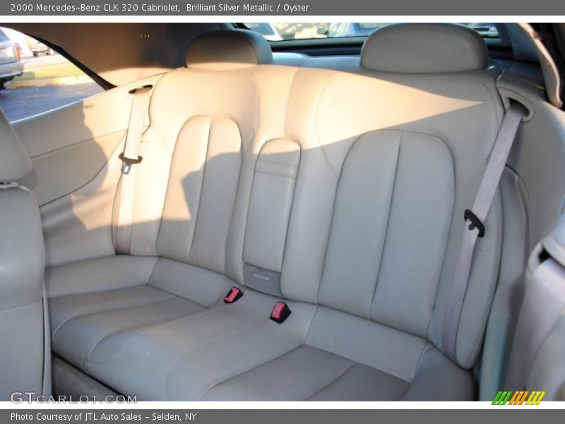 Brilliant Silver Metallic / Oyster 2000 Mercedes-Benz CLK 320 Cabriolet
