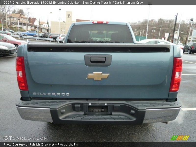 Blue Granite Metallic / Dark Titanium Gray 2007 Chevrolet Silverado 1500 LS Extended Cab 4x4