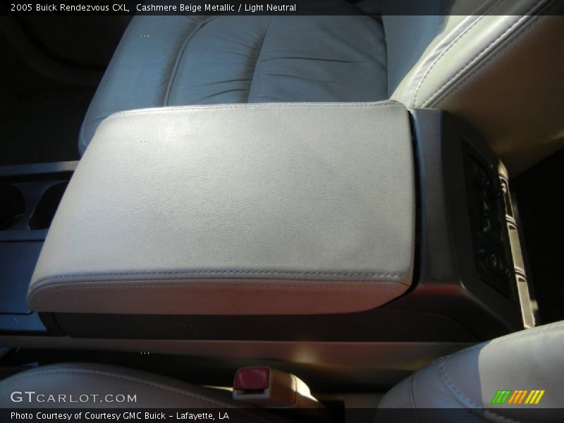 Cashmere Beige Metallic / Light Neutral 2005 Buick Rendezvous CXL
