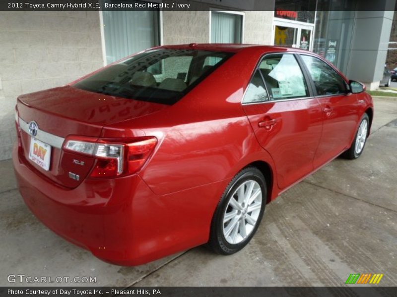 Barcelona Red Metallic / Ivory 2012 Toyota Camry Hybrid XLE