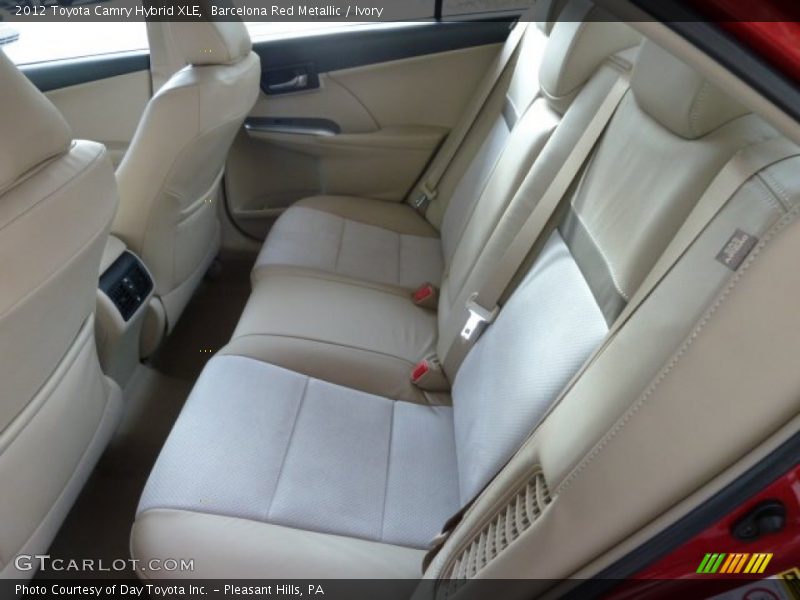 Barcelona Red Metallic / Ivory 2012 Toyota Camry Hybrid XLE