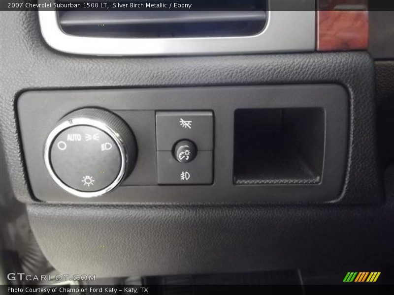 Silver Birch Metallic / Ebony 2007 Chevrolet Suburban 1500 LT