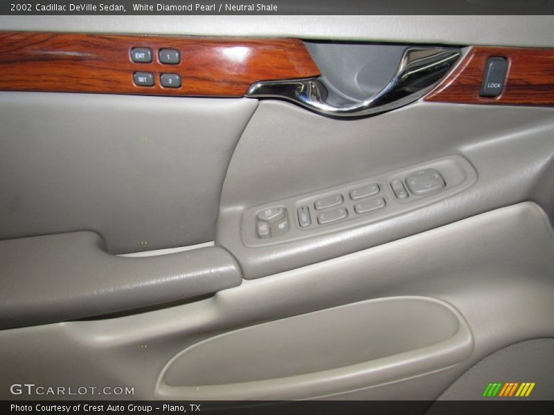 White Diamond Pearl / Neutral Shale 2002 Cadillac DeVille Sedan