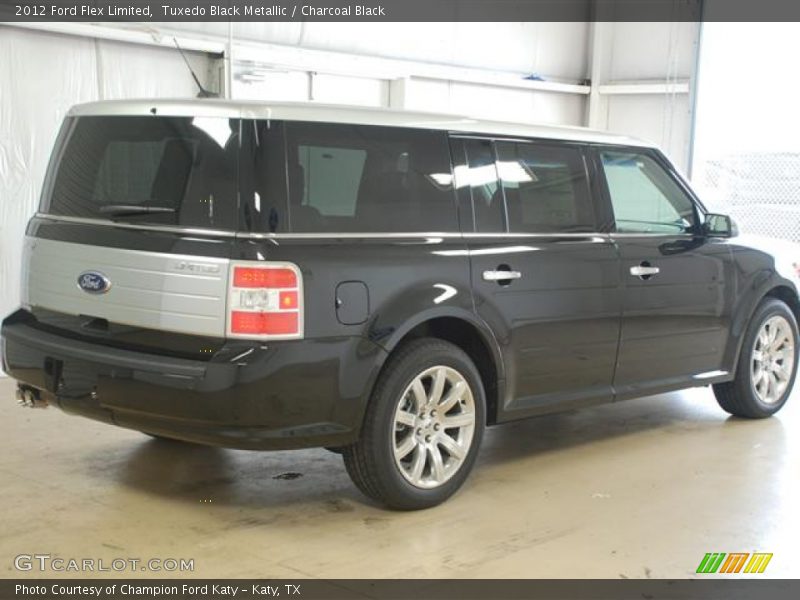 Tuxedo Black Metallic / Charcoal Black 2012 Ford Flex Limited