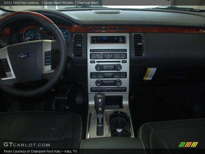 Tuxedo Black Metallic / Charcoal Black 2012 Ford Flex Limited