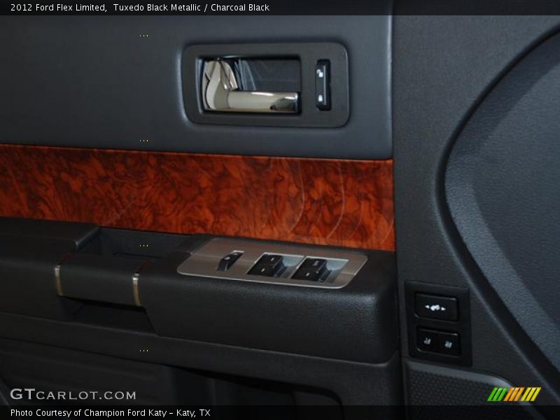 Tuxedo Black Metallic / Charcoal Black 2012 Ford Flex Limited