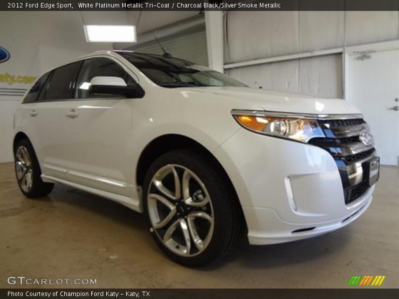 White Platinum Metallic Tri-Coat / Charcoal Black/Silver Smoke Metallic 2012 Ford Edge Sport