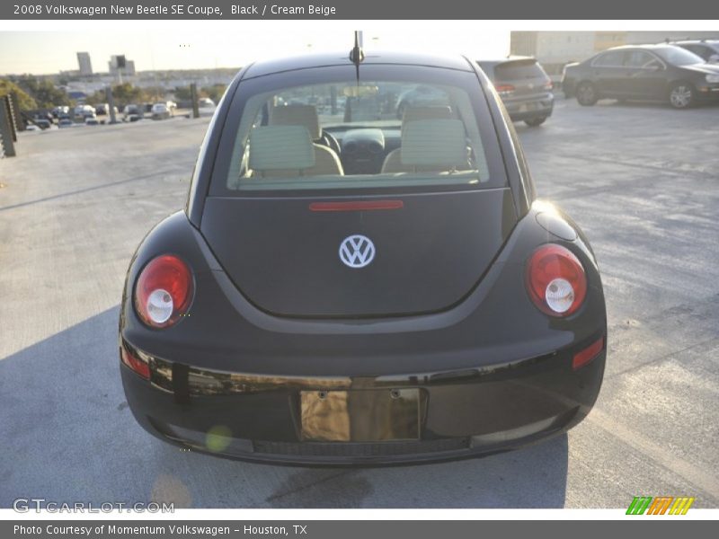 Black / Cream Beige 2008 Volkswagen New Beetle SE Coupe