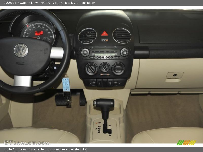 Black / Cream Beige 2008 Volkswagen New Beetle SE Coupe
