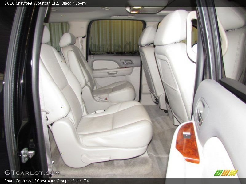  2010 Suburban LTZ Ebony Interior