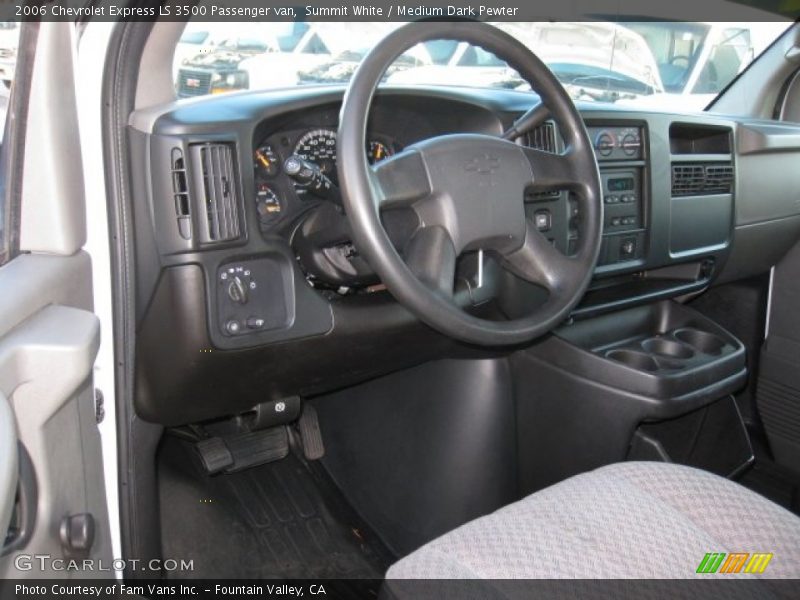 Summit White / Medium Dark Pewter 2006 Chevrolet Express LS 3500 Passenger van