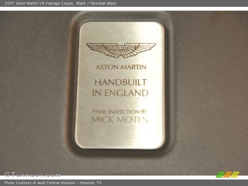 Black / Obsidian Black 2007 Aston Martin V8 Vantage Coupe
