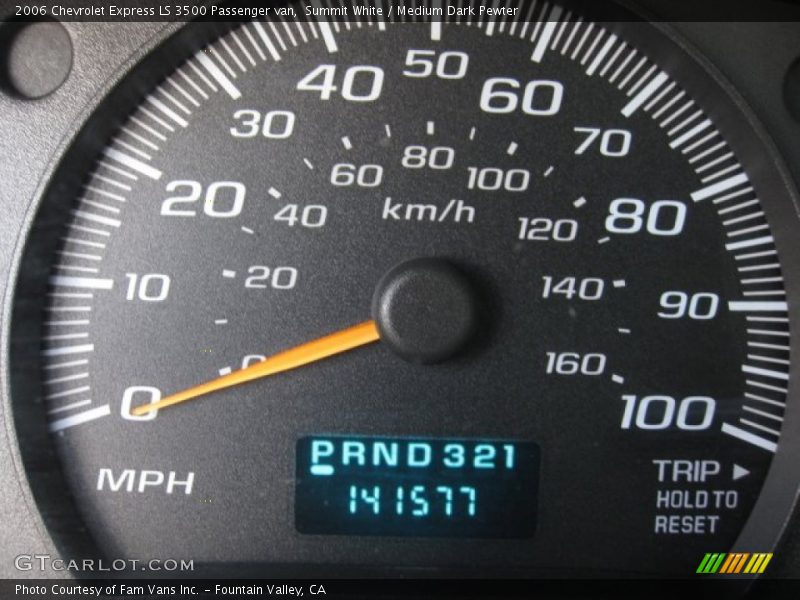 Summit White / Medium Dark Pewter 2006 Chevrolet Express LS 3500 Passenger van