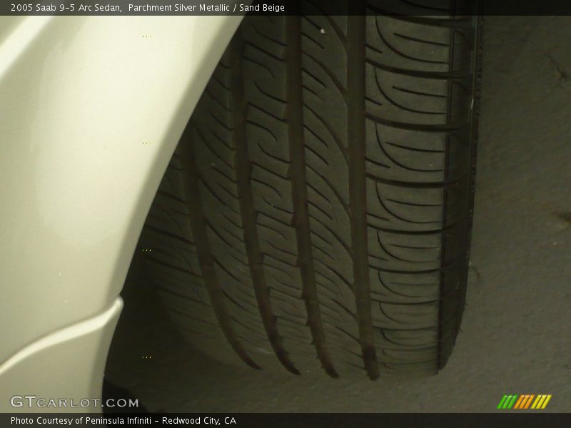 Parchment Silver Metallic / Sand Beige 2005 Saab 9-5 Arc Sedan