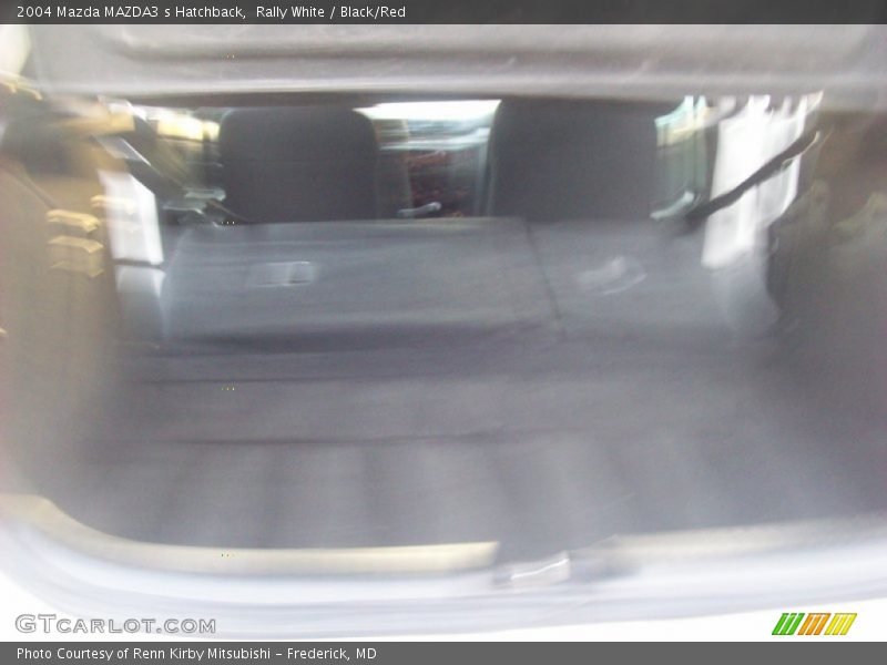 Rally White / Black/Red 2004 Mazda MAZDA3 s Hatchback