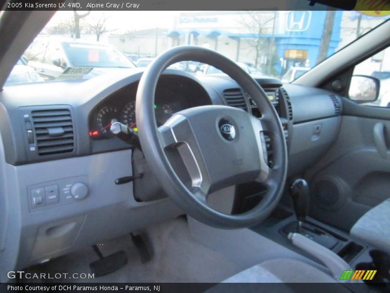 Alpine Gray / Gray 2005 Kia Sorento LX 4WD