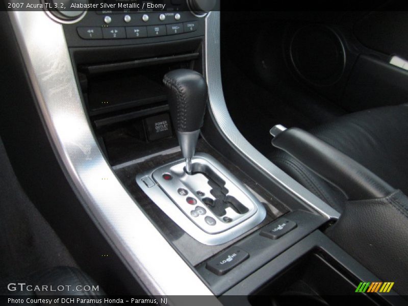 Alabaster Silver Metallic / Ebony 2007 Acura TL 3.2