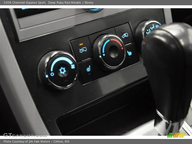 Controls of 2008 Equinox Sport