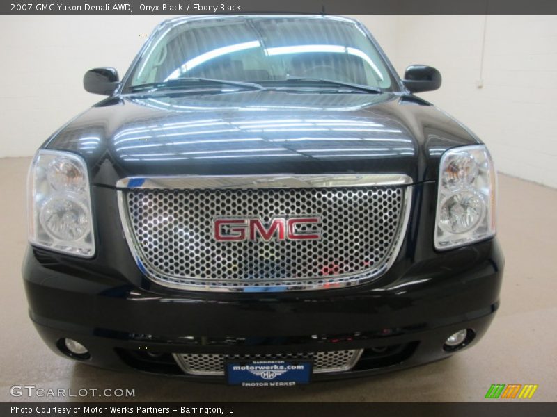 Onyx Black / Ebony Black 2007 GMC Yukon Denali AWD