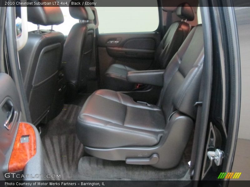 Black / Ebony 2010 Chevrolet Suburban LTZ 4x4