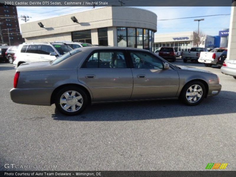 Cashmere / Neutral Shale 2001 Cadillac DeVille DTS Sedan