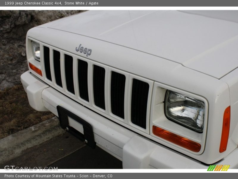 Stone White / Agate 1999 Jeep Cherokee Classic 4x4