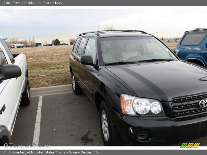Black / Ivory 2001 Toyota Highlander